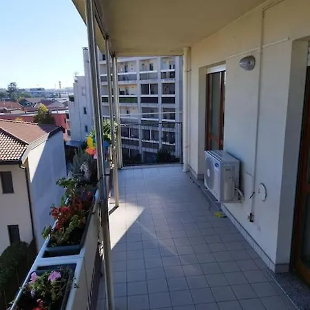 Appartamento Rozzano רוצאנו
